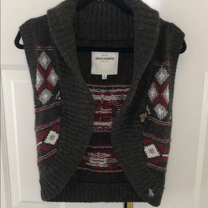 Abercrombie Brown Knit w Color block detail Vest